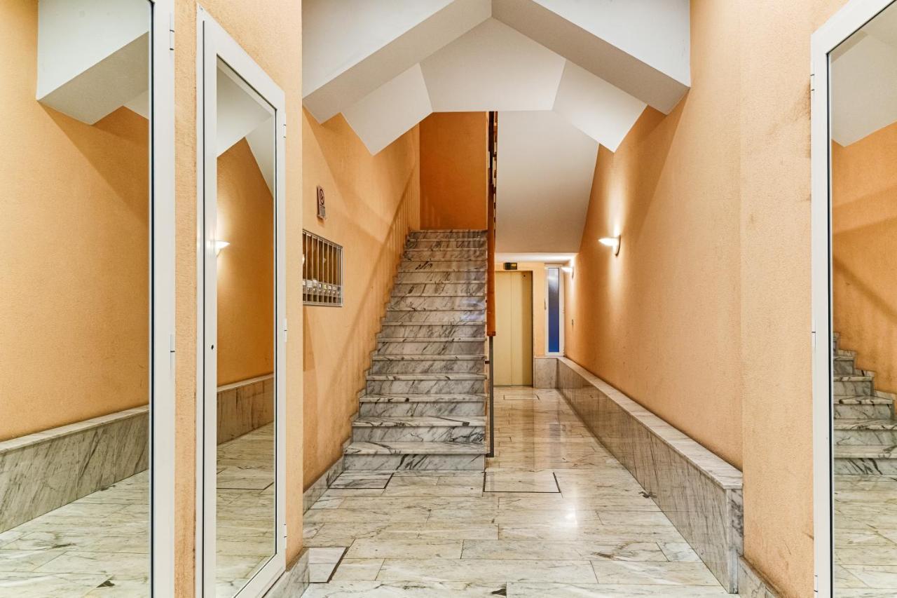 Loft Apartment
